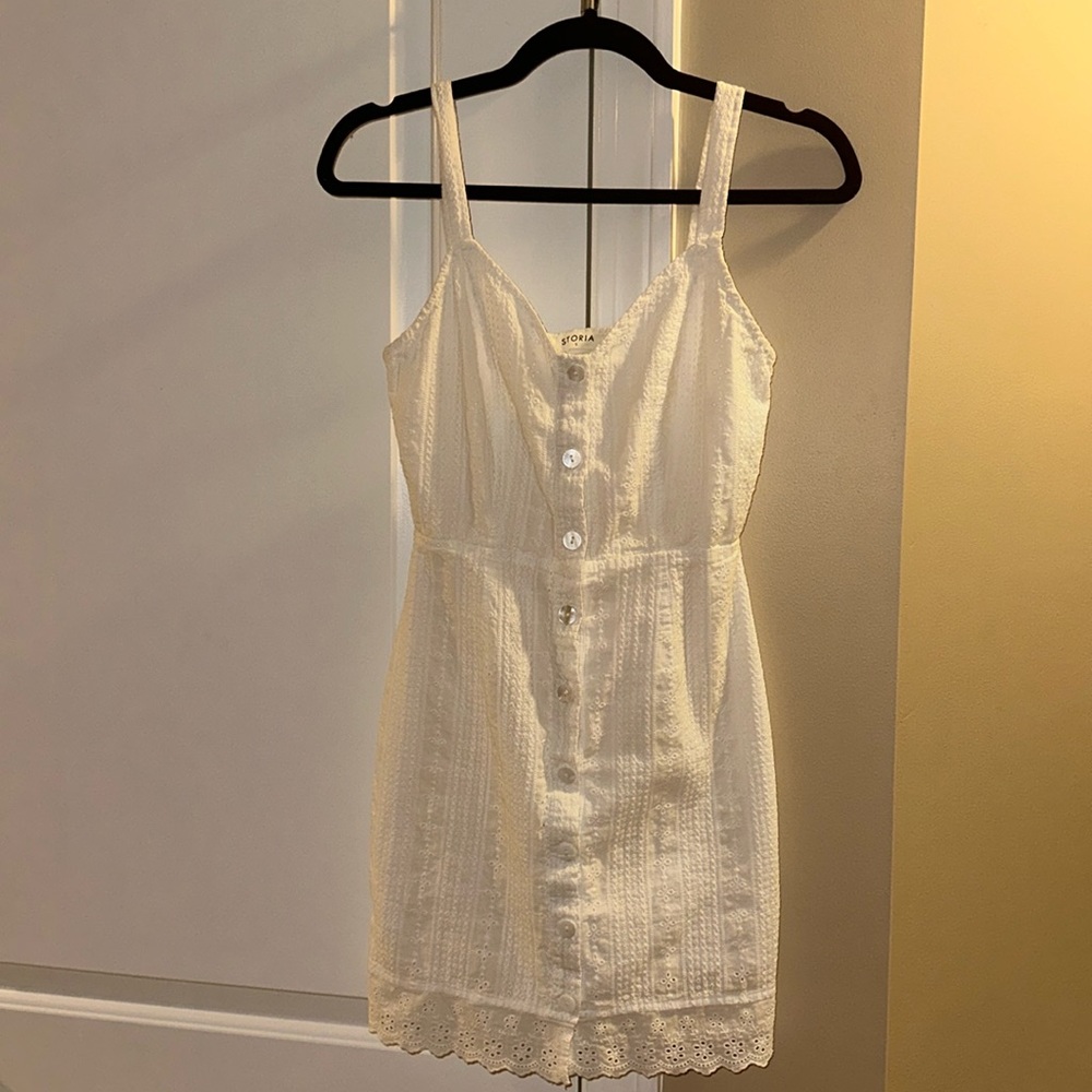 Storia White eyelet dress size Small